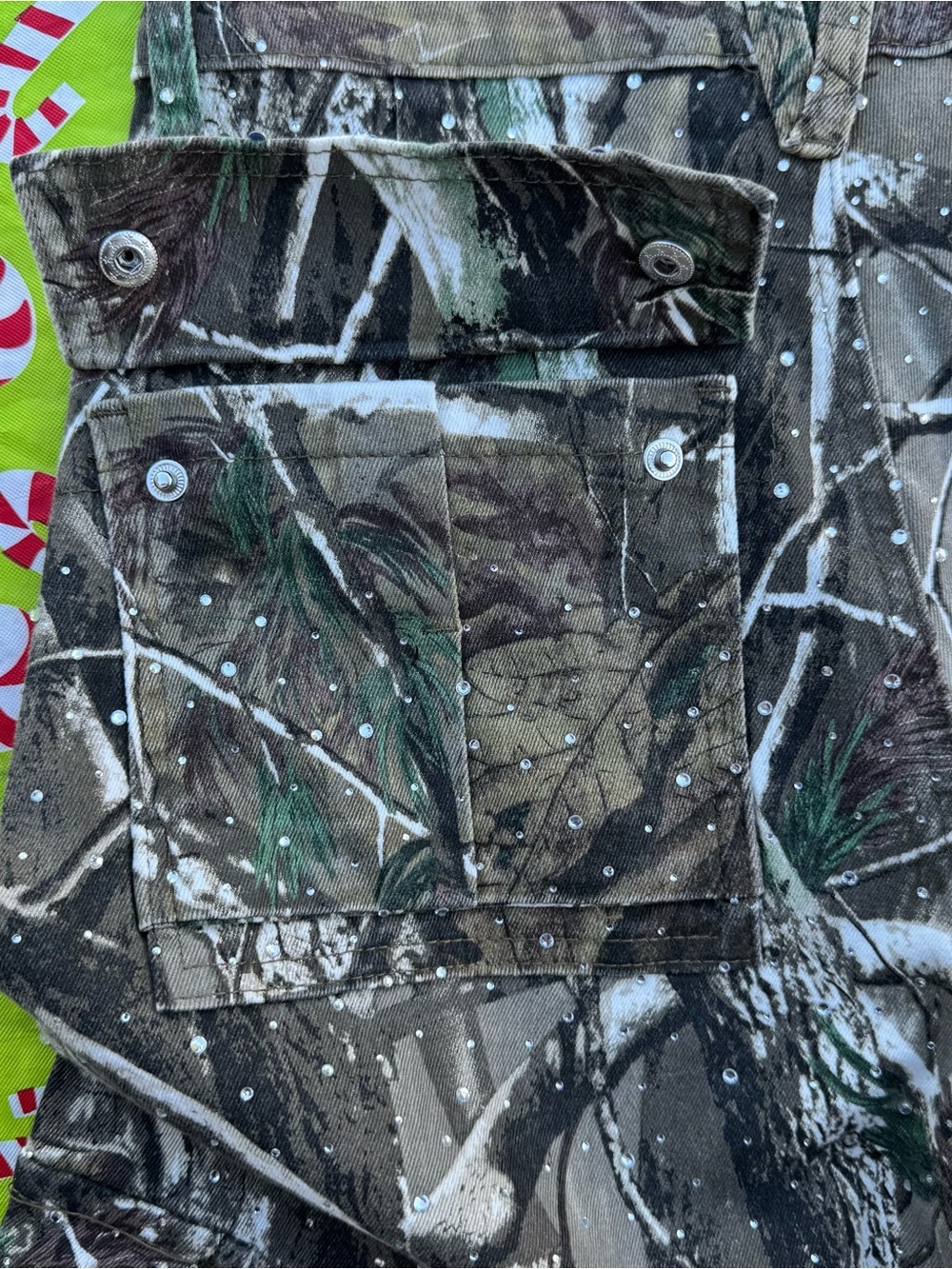 VBRT Rhinestone Camo Barrel Jeans Womens 7 W27 Baggy Cargo Y2K NWT XPT506 - Picture 13 of 16
